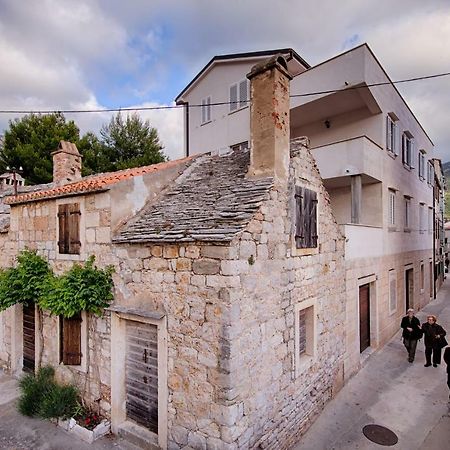 Apartments Marinkovic Komiza Luaran gambar