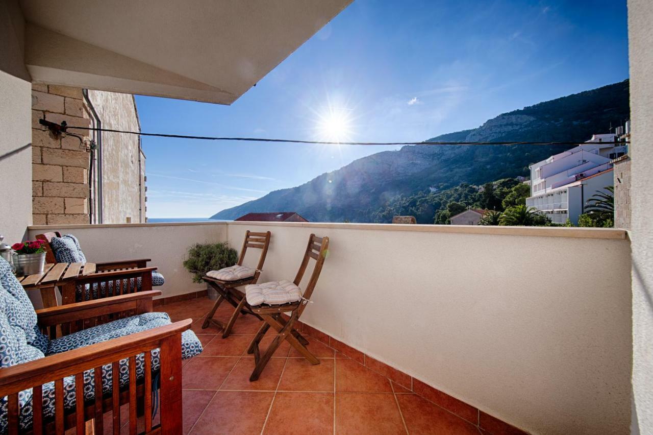 Apartments Marinkovic Komiza Luaran gambar