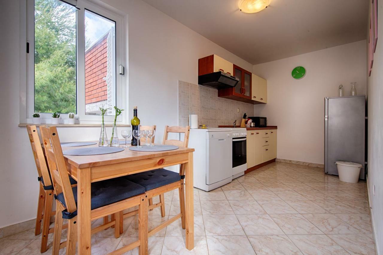 Apartments Marinkovic Komiza Luaran gambar